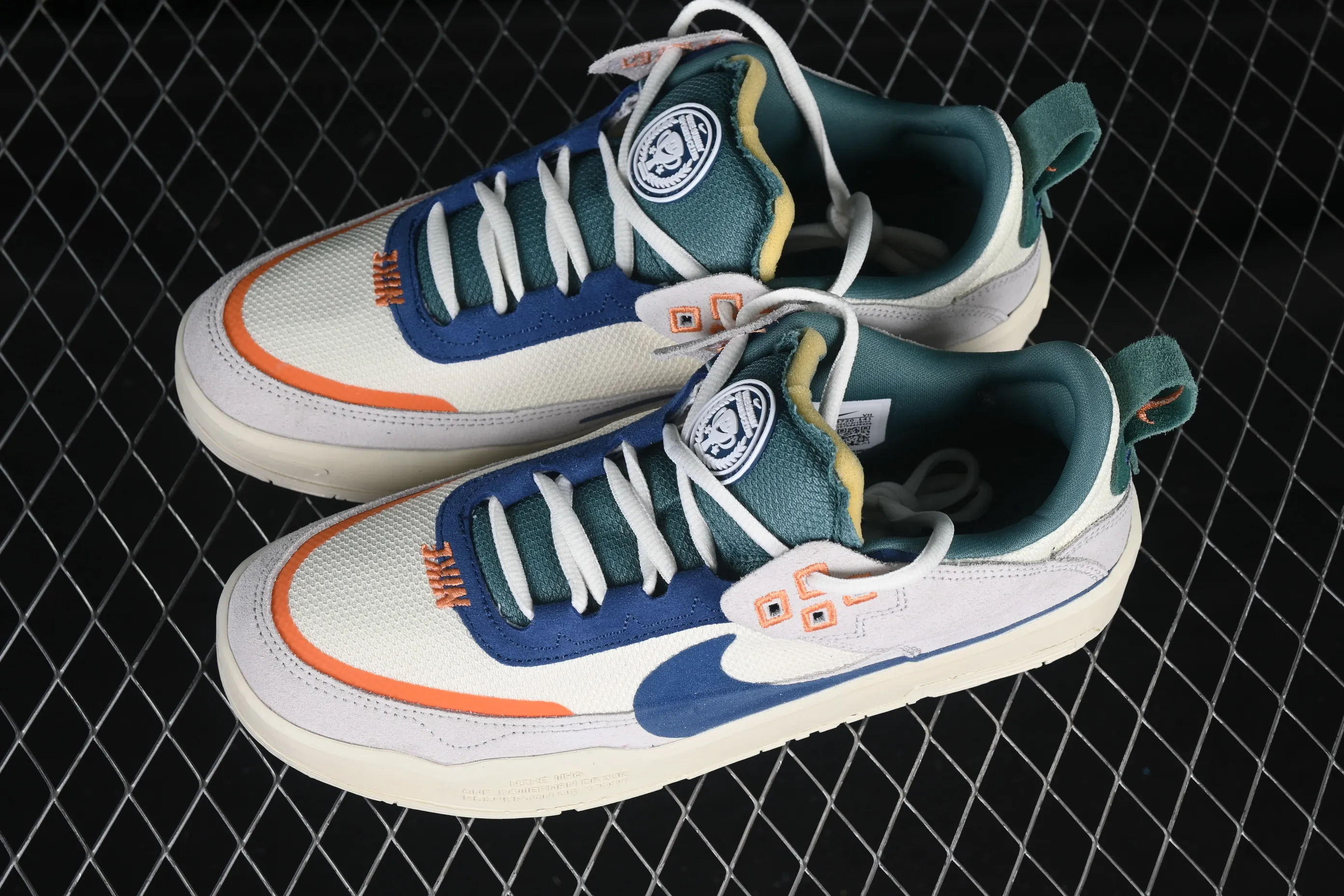 All categories Nk SB Dunk series Nk SB Dunk Low low-top sneakers Nk SB Day One Nike low-top casual sneakers HM3720-141